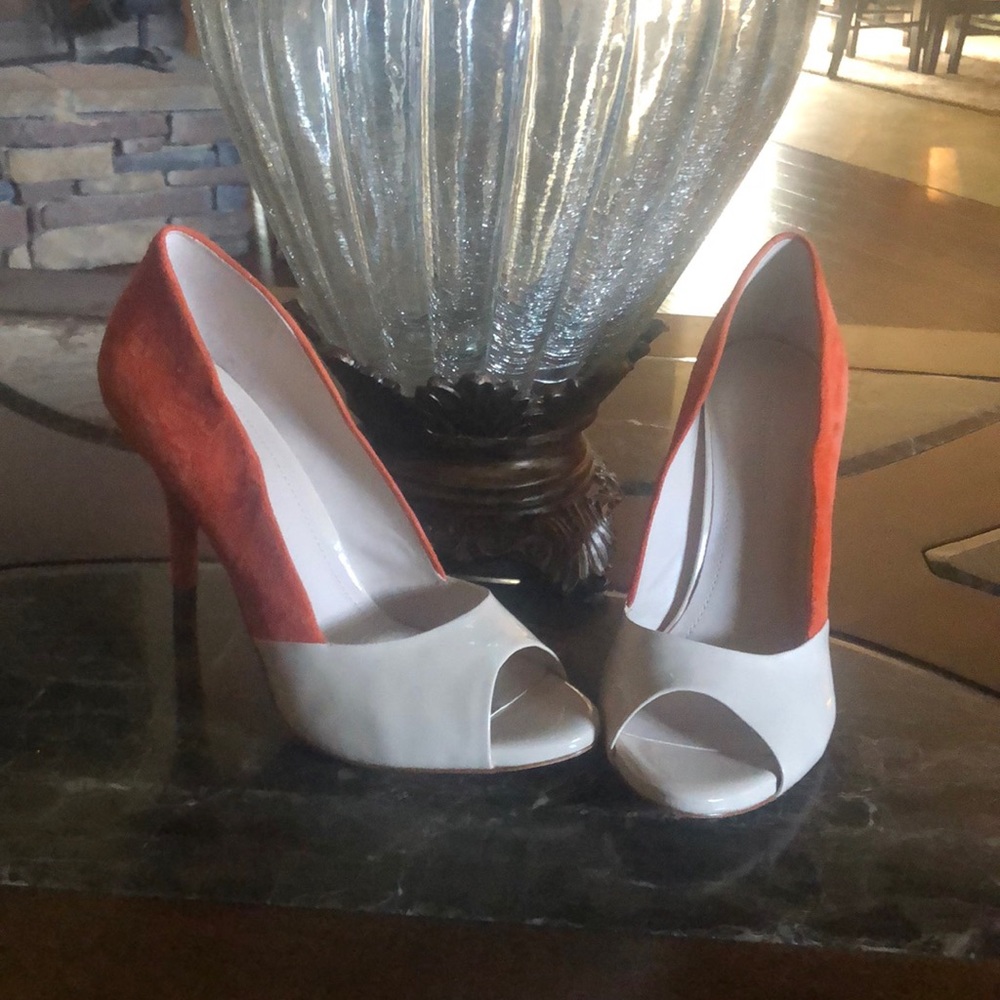 Suede open toe pump - Picture 2 of 3